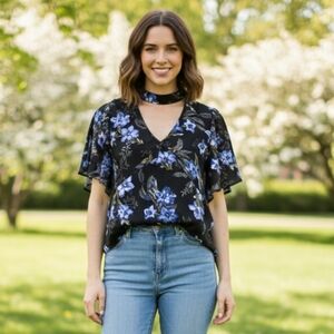 RW& Co Floral Black and Blue Women's Top Size M